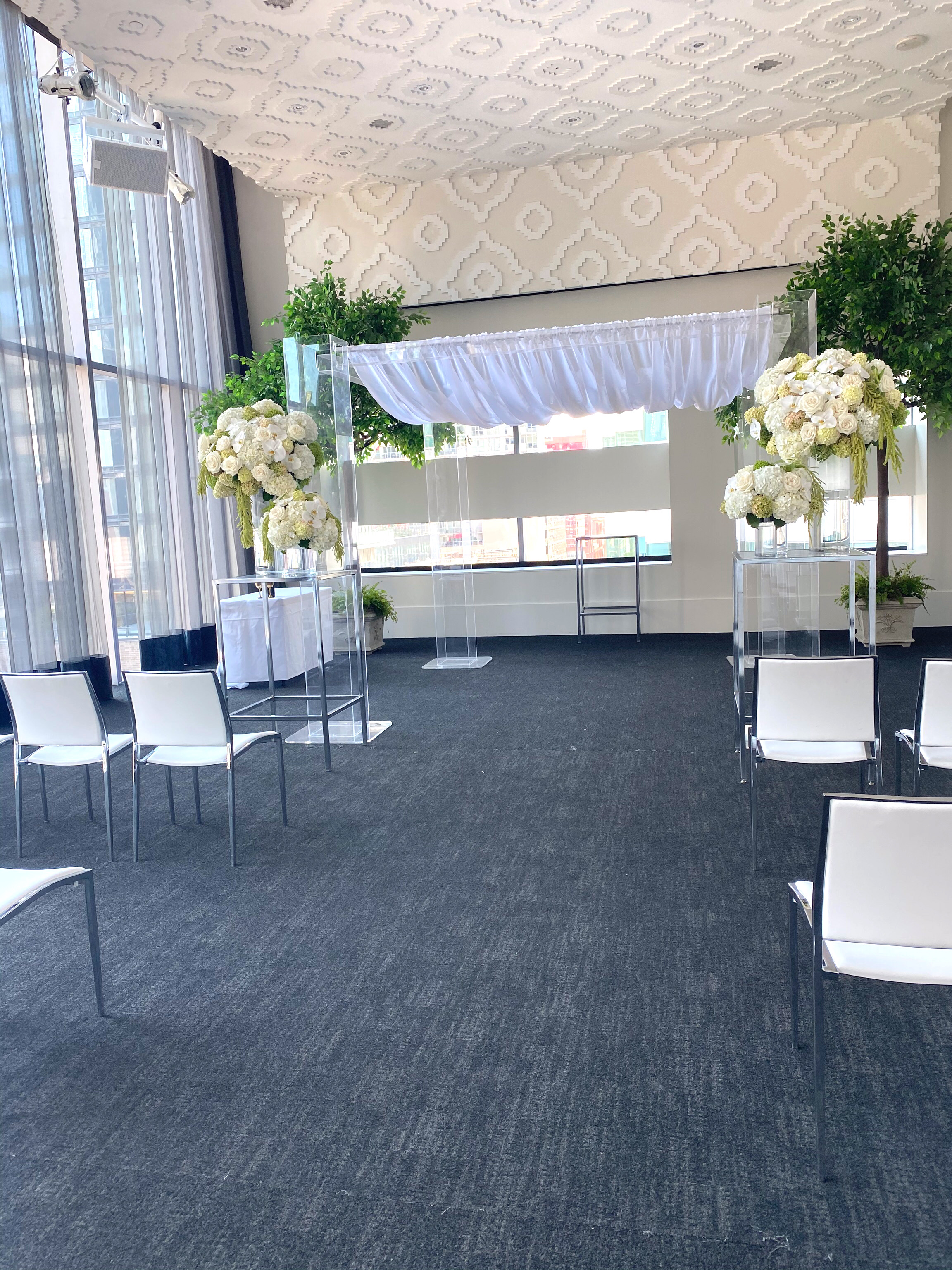 acrylic_chuppah_malaparte_2.JPG
