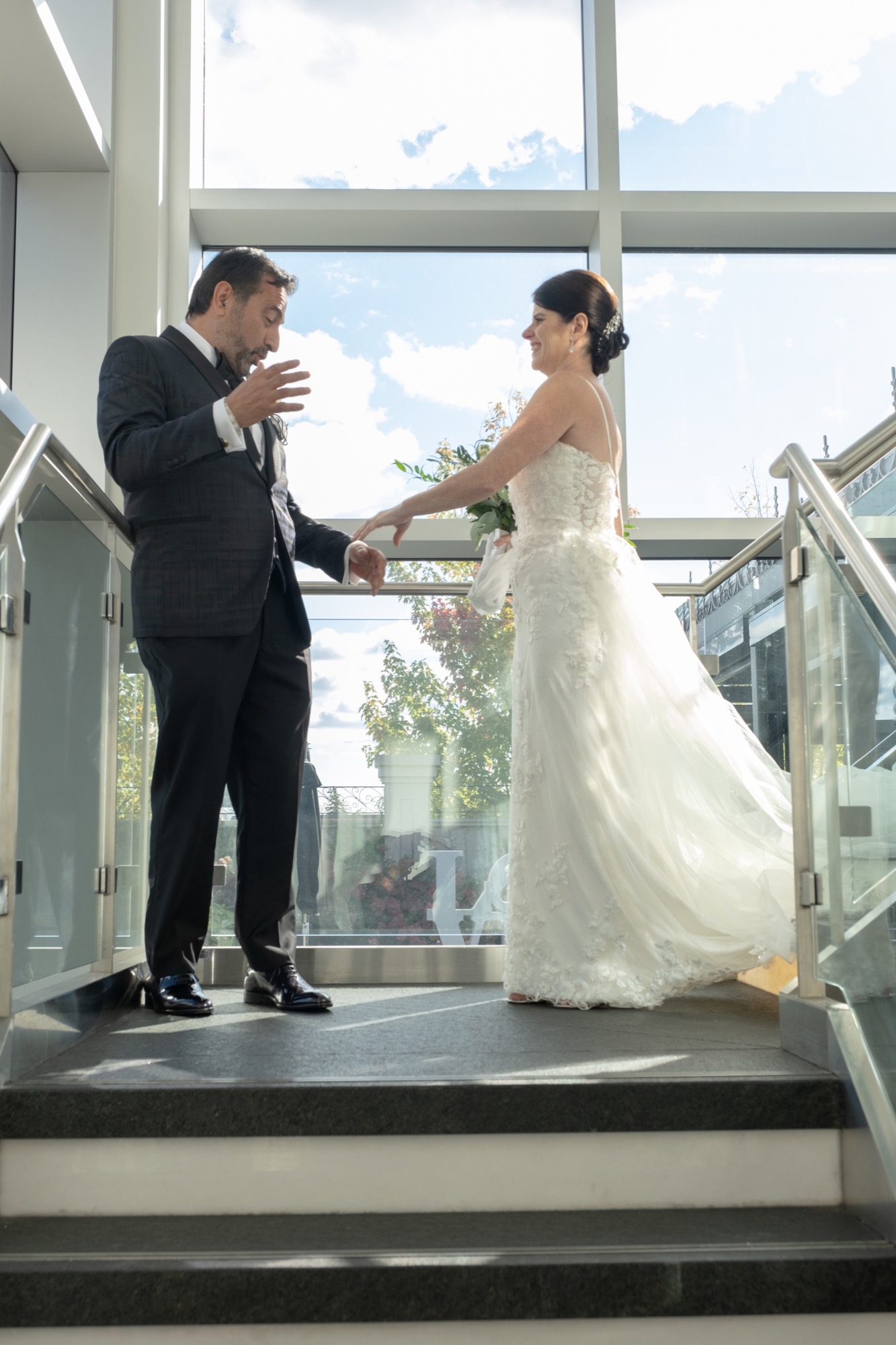 Colour_Backdrop_Portrait_final_ROB8618_Angela_Pat_First_Looks_Stairs.jpg